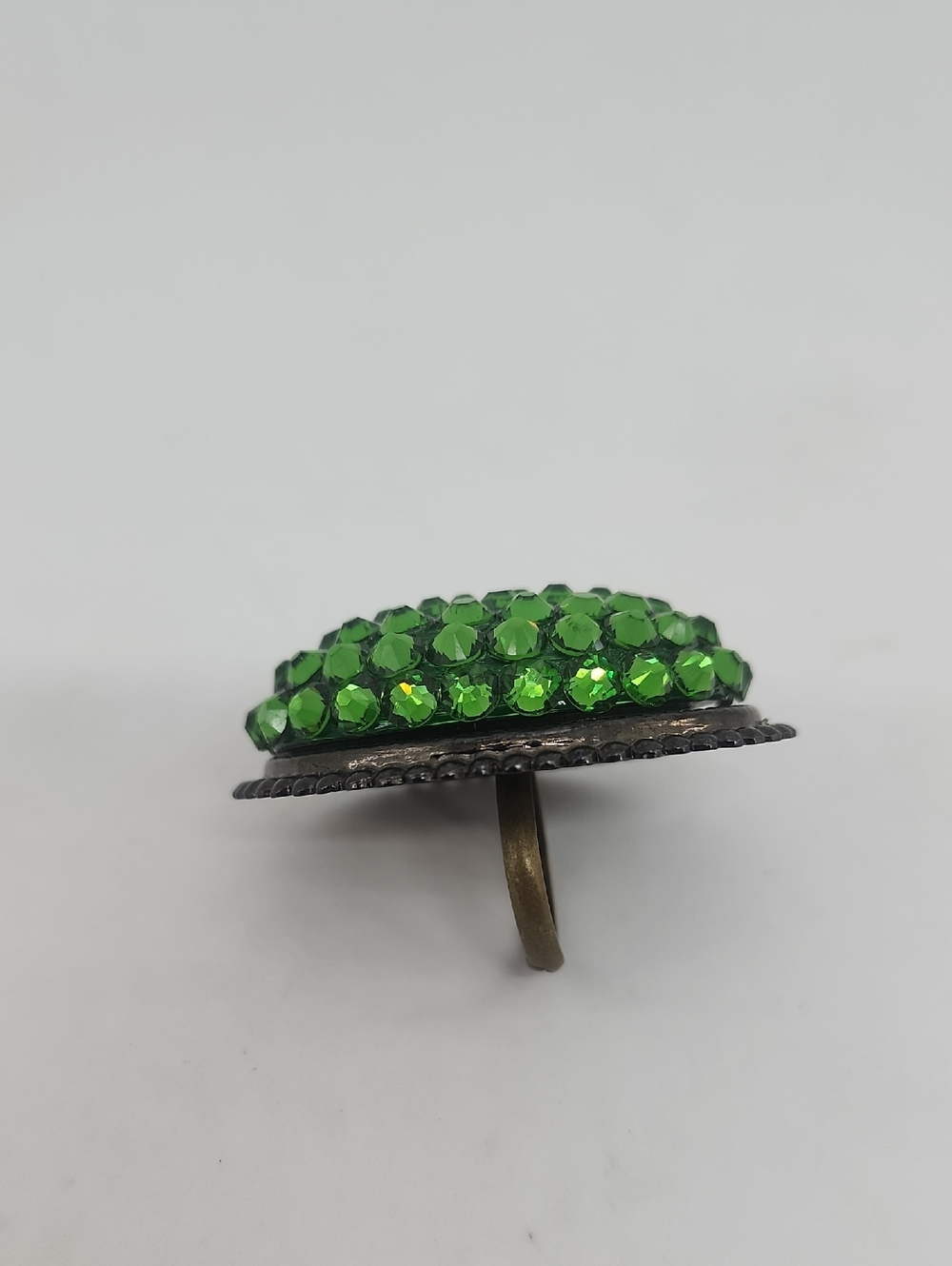 GASOLINE GLAMOUR GREEN RHINESTONE COCKTAIL RING - Picture 4 of 9